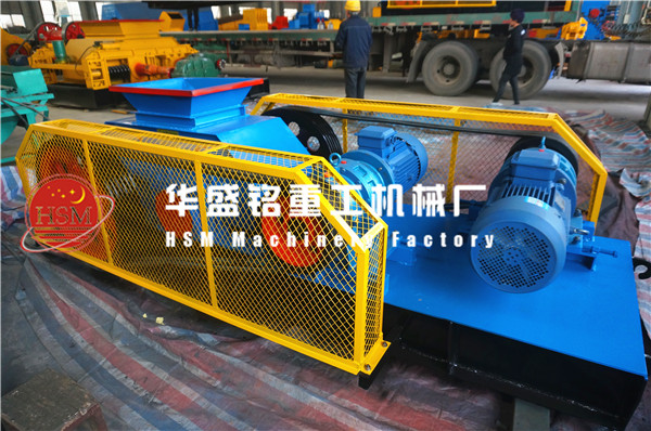 對輥破碎機細節(jié)