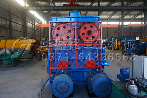 四輥破碎機(jī)